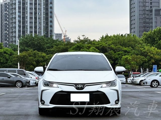 TOYOTA豐田 ALTIS  第3張相片