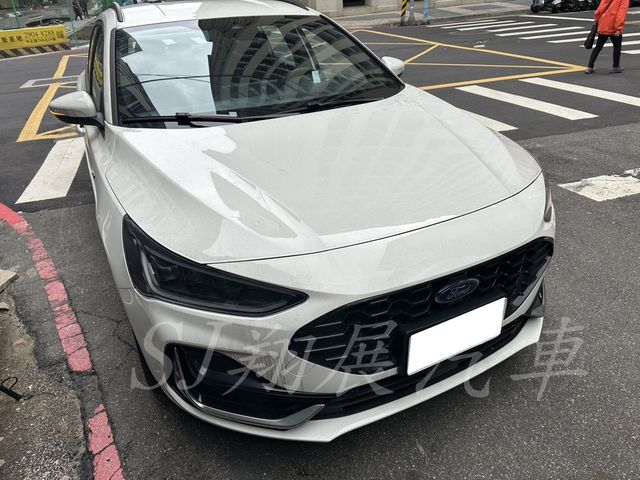 FORD福特 FOCUS WAGON  第2張相片