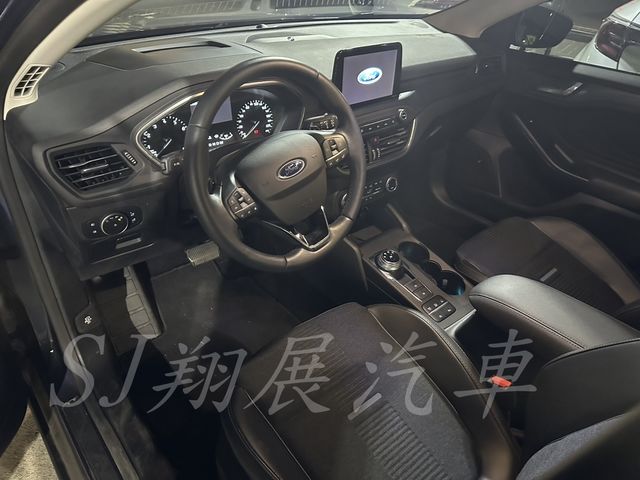 FORD福特 FOCUS ACTIVE  第5張相片