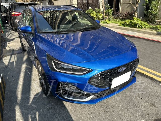 FORD福特 FOCUS WAGON  第2張相片
