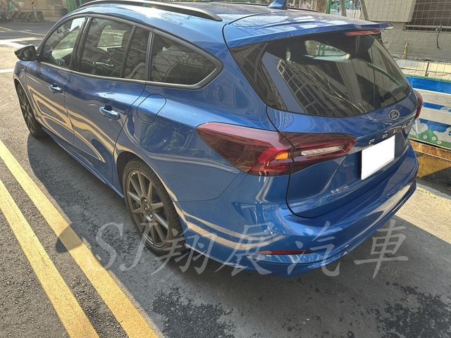 FORD福特 FOCUS WAGON  第3張相片