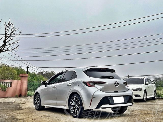 TOYOTA豐田 AURIS  第4張相片