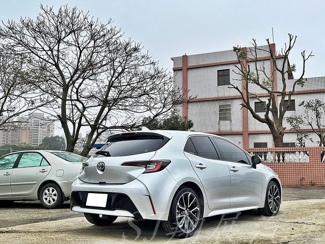 TOYOTA豐田 AURIS  第5張相片