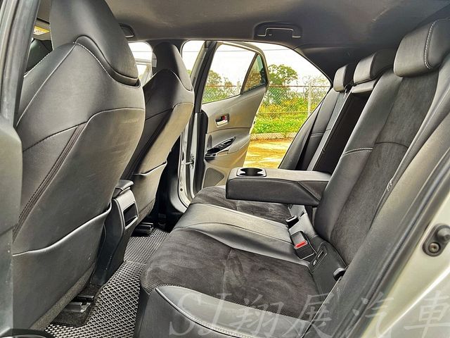 TOYOTA豐田 AURIS  第6張相片