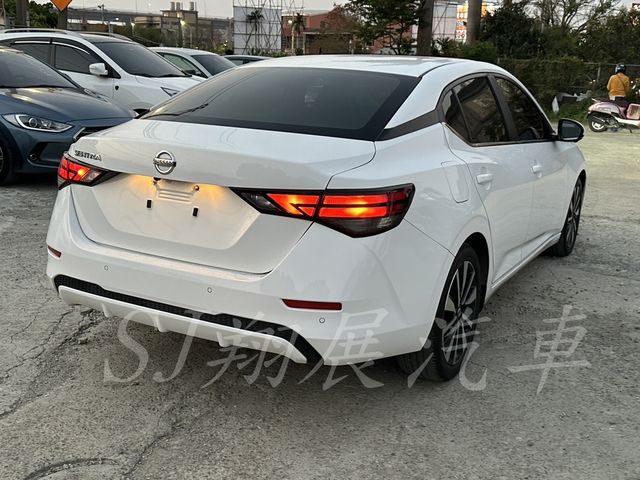 NISSAN日產 SENTRA  第4張相片