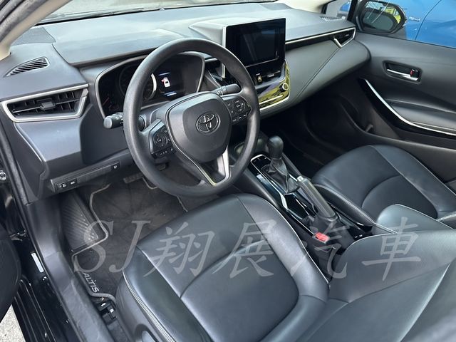 TOYOTA豐田 ALTIS  第5張相片