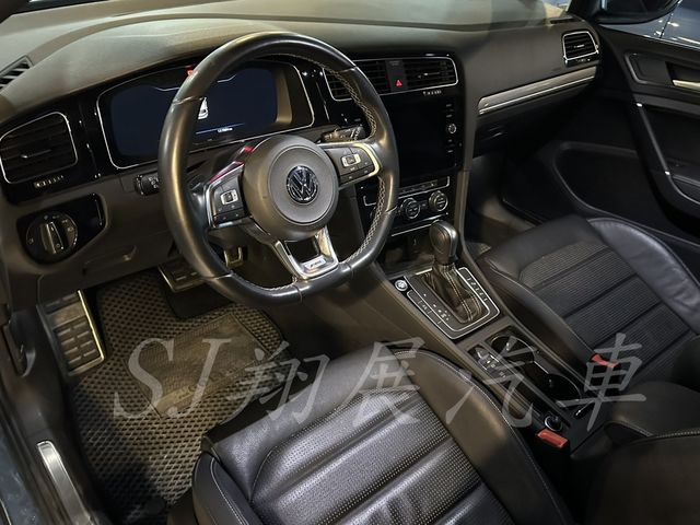 VOLKSWAGEN福斯 GOLF  第5張相片