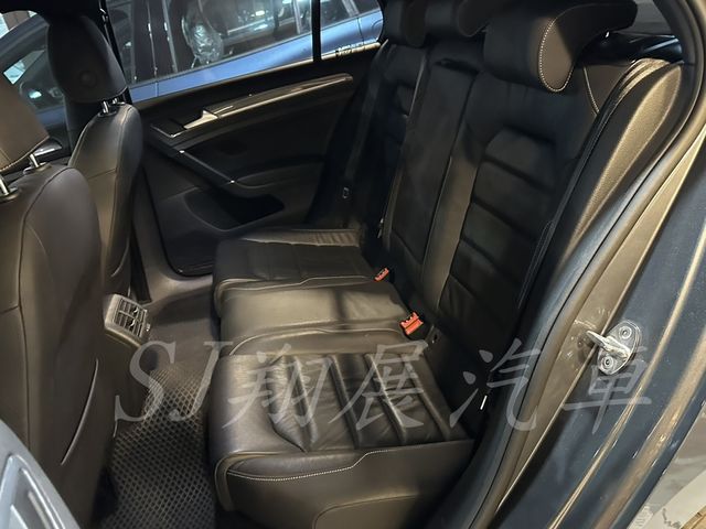 VOLKSWAGEN福斯 GOLF  第6張相片