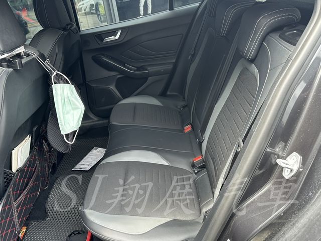 FORD福特 FOCUS  第7張相片