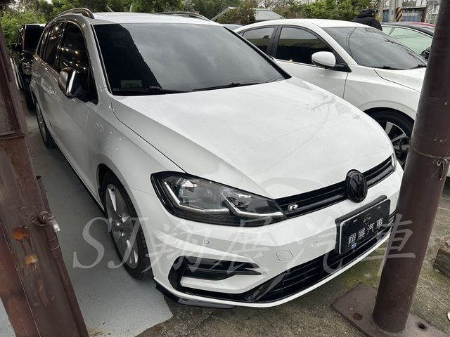VOLKSWAGEN福斯 GOLF VARIANT  第2張相片