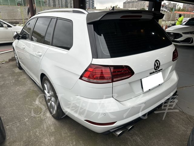 VOLKSWAGEN福斯 GOLF VARIANT  第3張相片