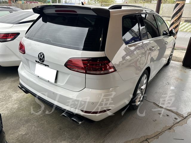 VOLKSWAGEN福斯 GOLF VARIANT  第4張相片