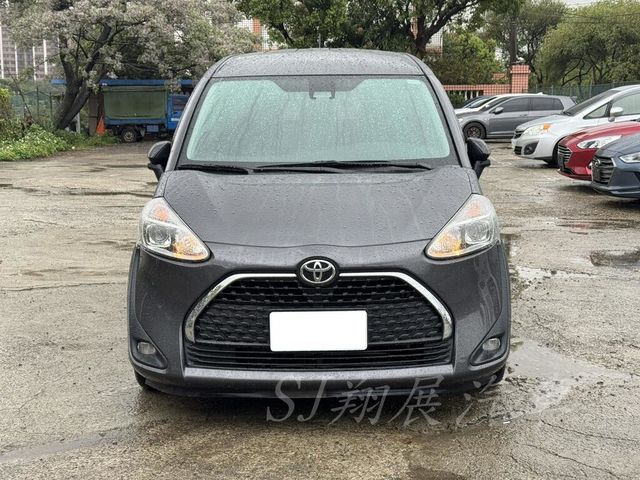 TOYOTA豐田 SIENTA  第2張相片