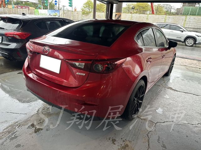 MAZDA馬自達 MAZDA 3  第3張相片