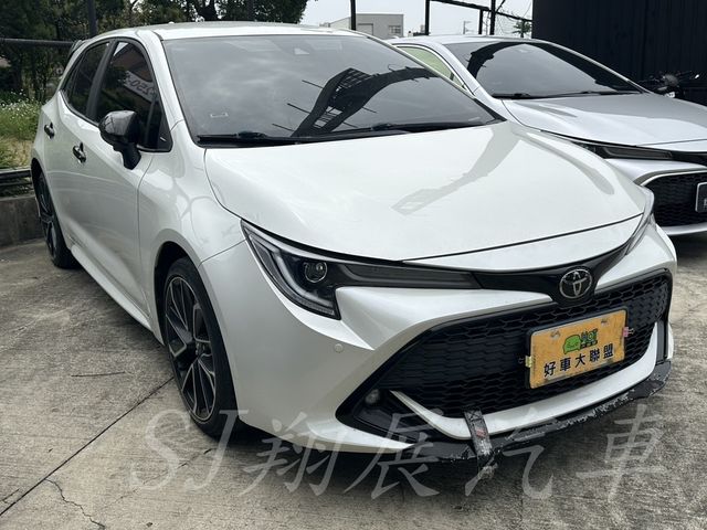TOYOTA豐田 AURIS  第3張相片