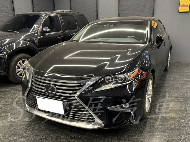LEXUS凌志 ES200  第1張相片