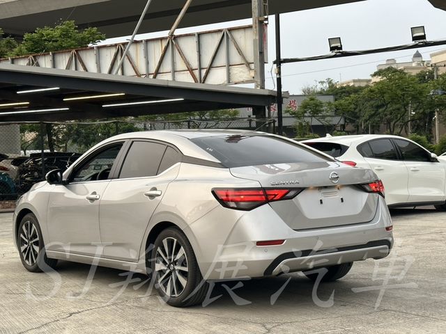 NISSAN日產 SENTRA  第6張相片