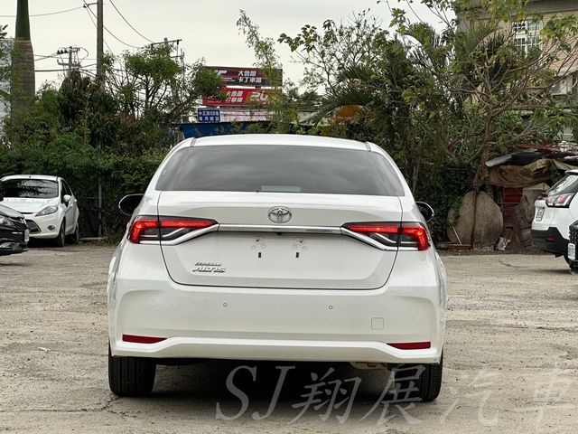 TOYOTA豐田 ALTIS  第5張相片