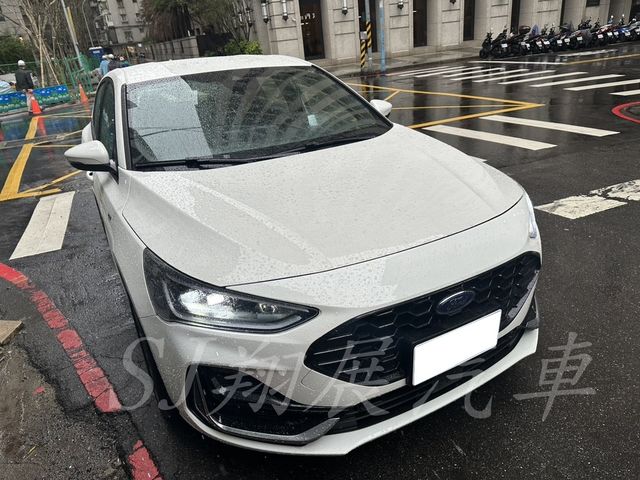 FORD福特 FOCUS WAGON  第2張相片