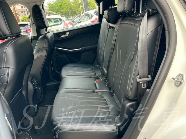 FORD福特 KUGA  第8張相片