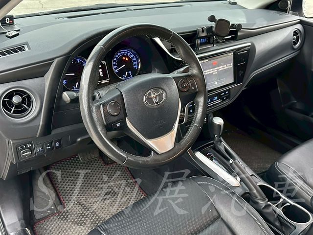 TOYOTA豐田 ALTIS  第7張相片