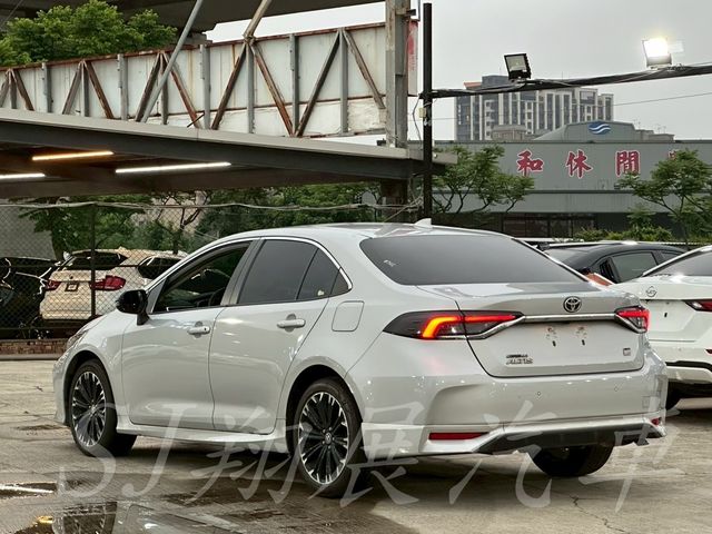 TOYOTA豐田 ALTIS  第4張相片