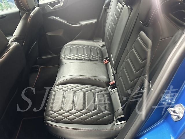 FORD福特 FOCUS WAGON  第8張相片