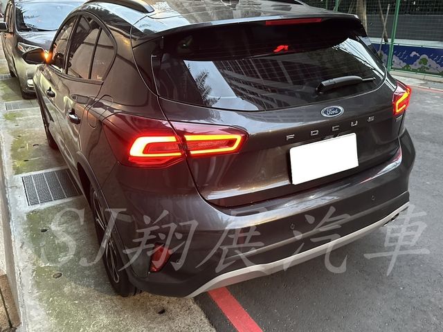 FORD福特 FOCUS ACTIVE  第4張相片