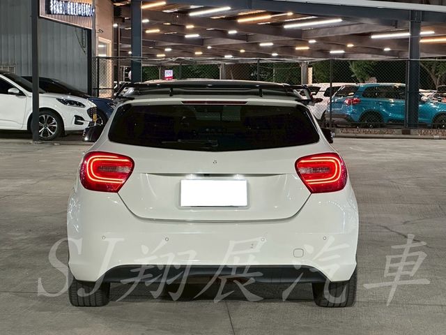 M-BENZ賓士 A180  第5張相片