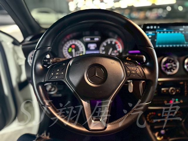 M-BENZ賓士 A180  第8張相片