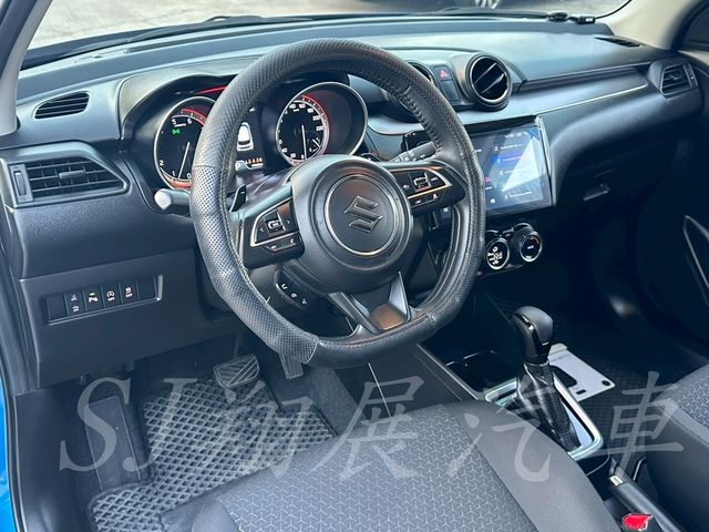 SUZUKI鈴木 SWIFT  第7張相片