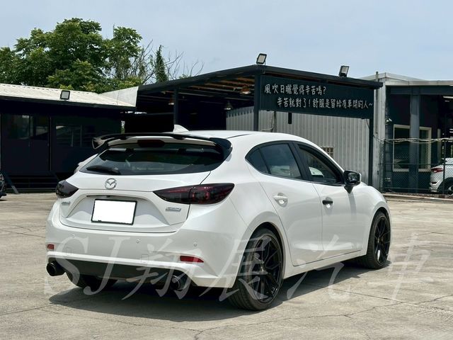 MAZDA馬自達 MAZDA 3  第6張相片