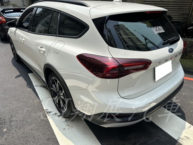 FORD福特 FOCUS WAGON  第3張相片