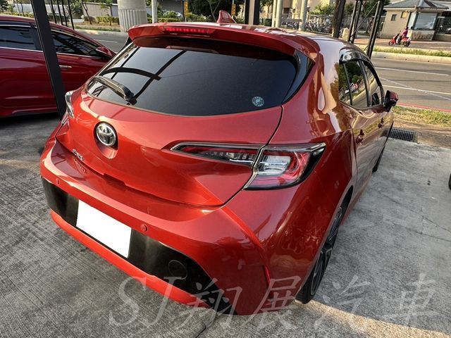 TOYOTA豐田 AURIS  第2張相片