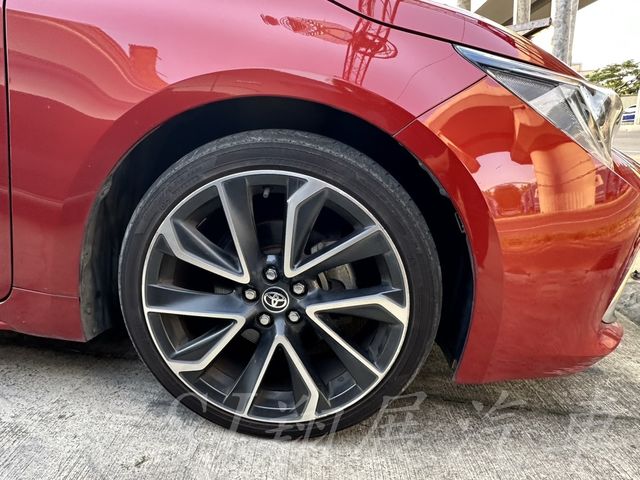 TOYOTA豐田 AURIS  第5張相片