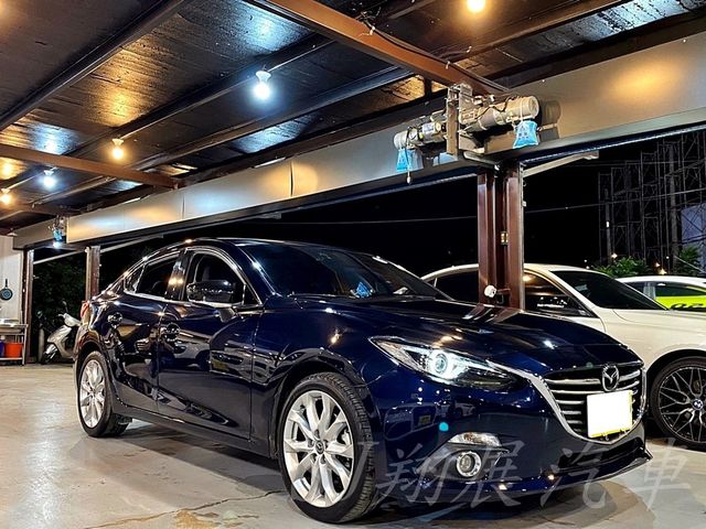 MAZDA馬自達 MAZDA 3  第3張相片