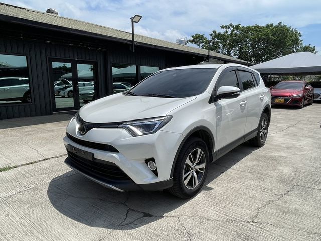 TOYOTA豐田 RAV4  第1張相片