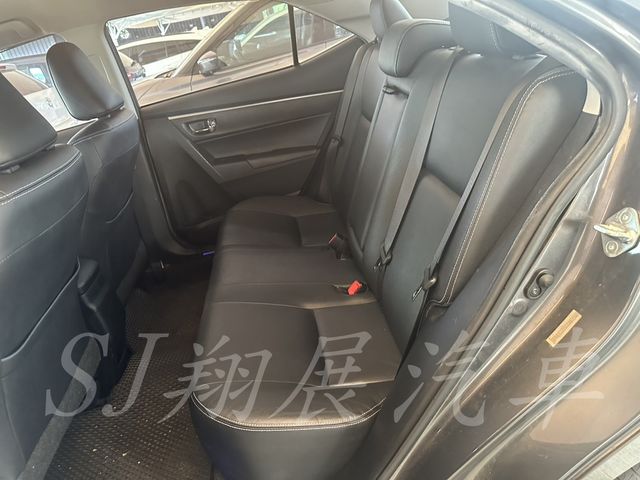 TOYOTA豐田 ALTIS  第6張相片