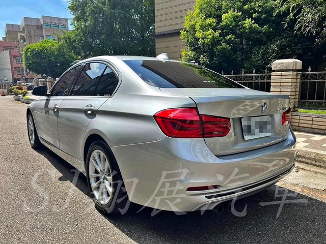 BMW寶馬 320I SPORT LINE  第3張相片