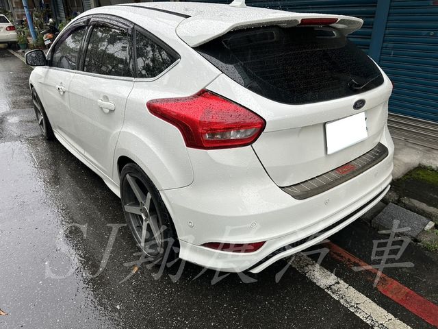 FORD福特 FOCUS  第3張相片