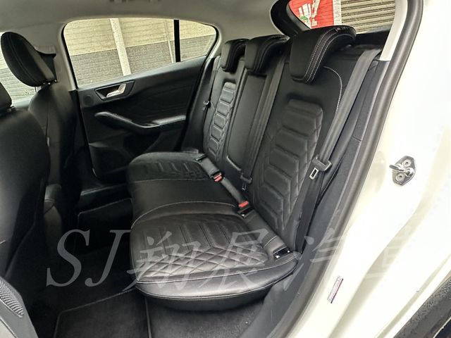 FORD福特 FOCUS ACTIVE  第3張相片