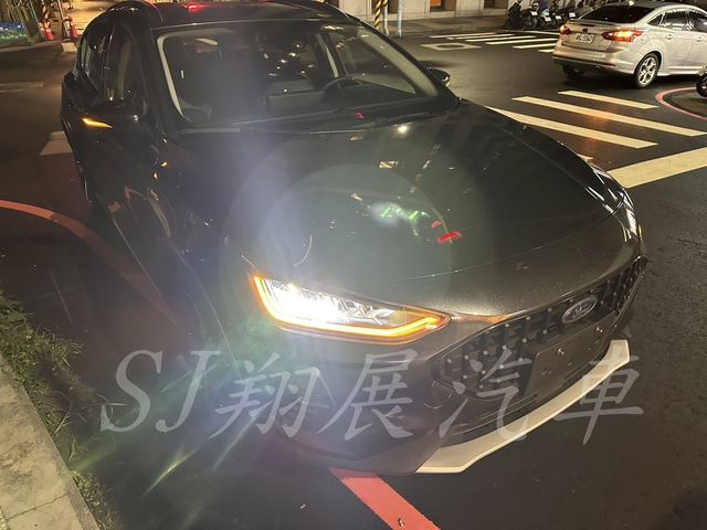 FORD福特 FOCUS ACTIVE  第2張相片