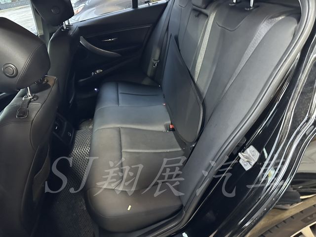 BMW寶馬 316I  第6張相片