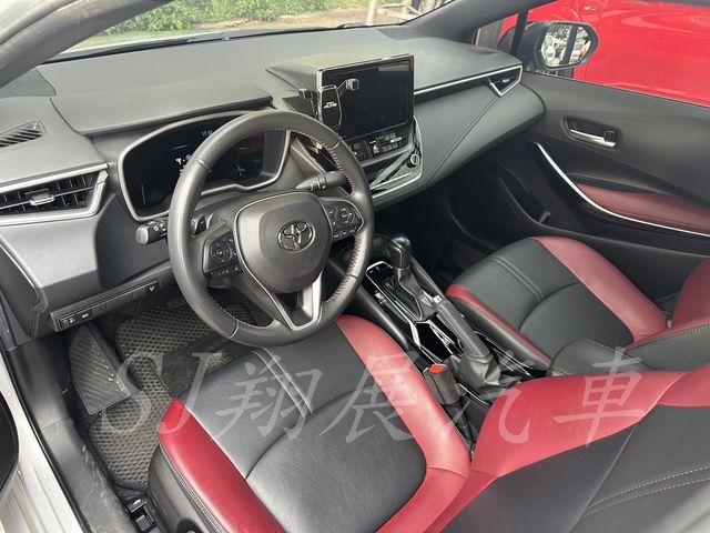 TOYOTA豐田 ALTIS  第5張相片