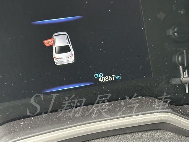 TOYOTA豐田 ALTIS  第7張相片