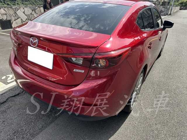 MAZDA馬自達 MAZDA 3  第4張相片