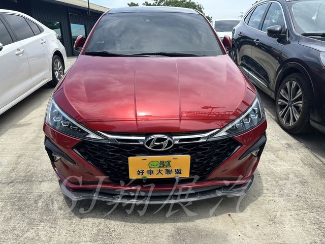 HYUNDAI現代 ELANTRA  第3張相片