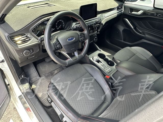 FORD福特 FOCUS  第5張相片