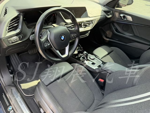 BMW寶馬 118I  第5張相片