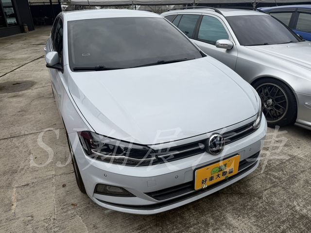 VOLKSWAGEN福斯 POLO  第2張相片